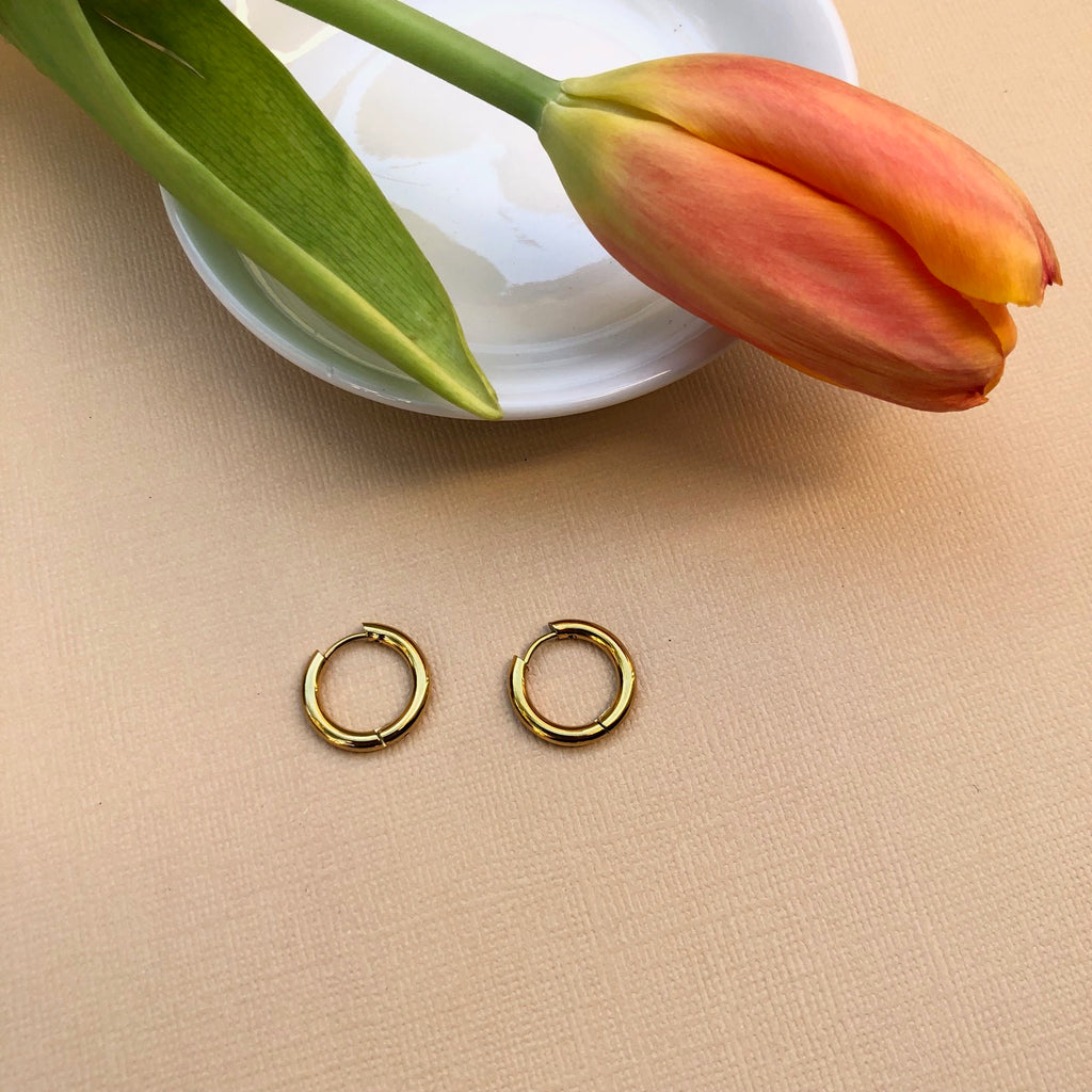Huggie Hoop Earrings Round 15mm - Gold